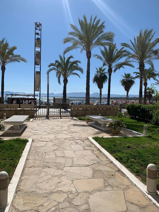 Beachfront With Sea View Salou